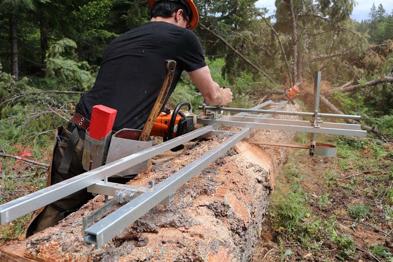 The Granberg Alaskan Chainsaw Mill with Granberg EZ-Rail System