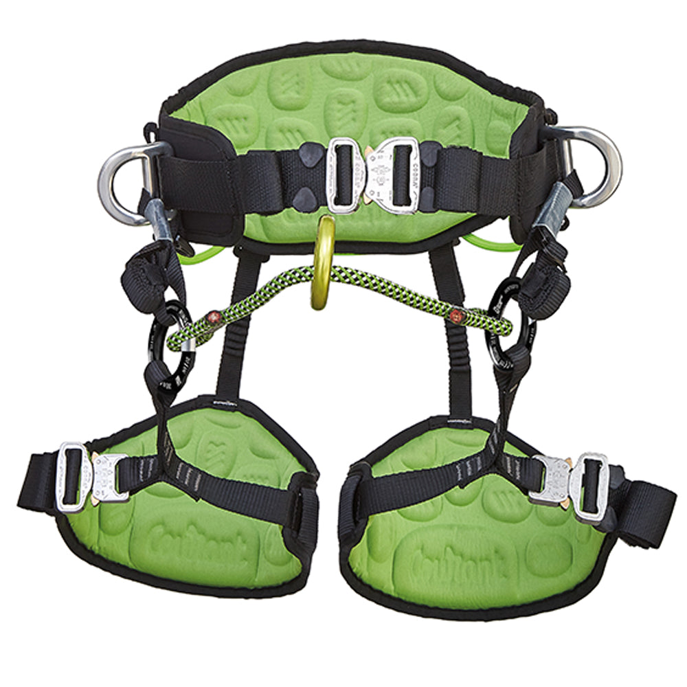 The Courant KOALA Arborist Harness combines lightweight comfort, breathable padding and practical features for professional tree climbing. Available from Cannings, specialists in arborist, landscaping and gardening equipment. 2